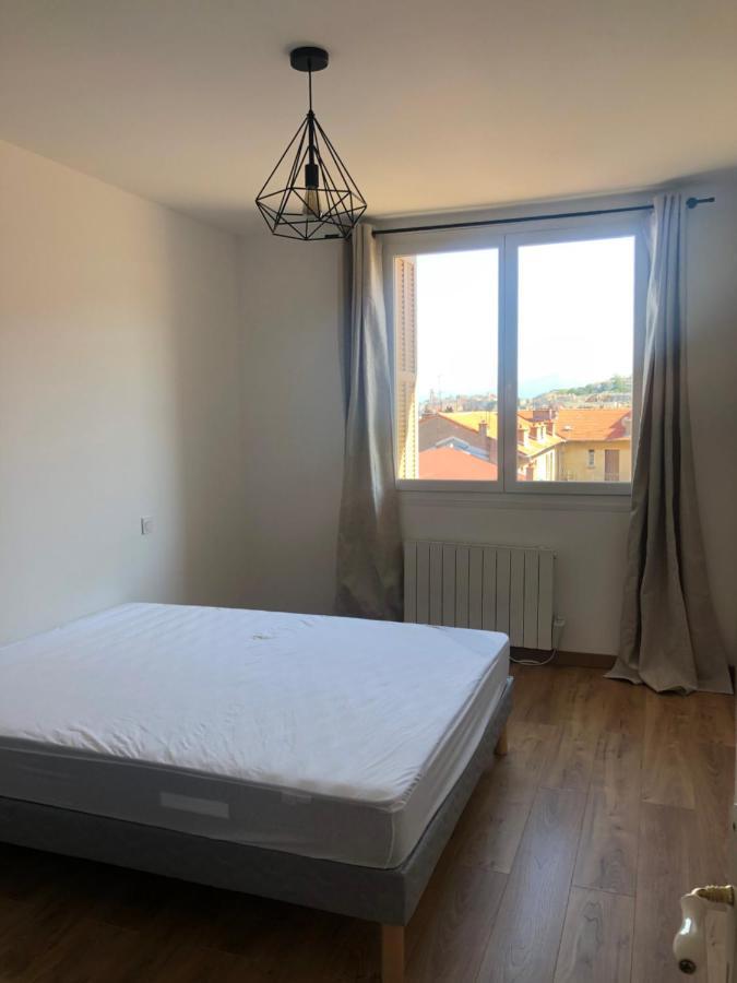 Bastia : Superbe Appartement T2 Exteriör bild